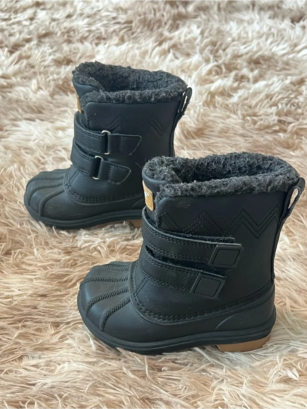 Cat & Jack Kids Black Winter Boots. Toddler size 6